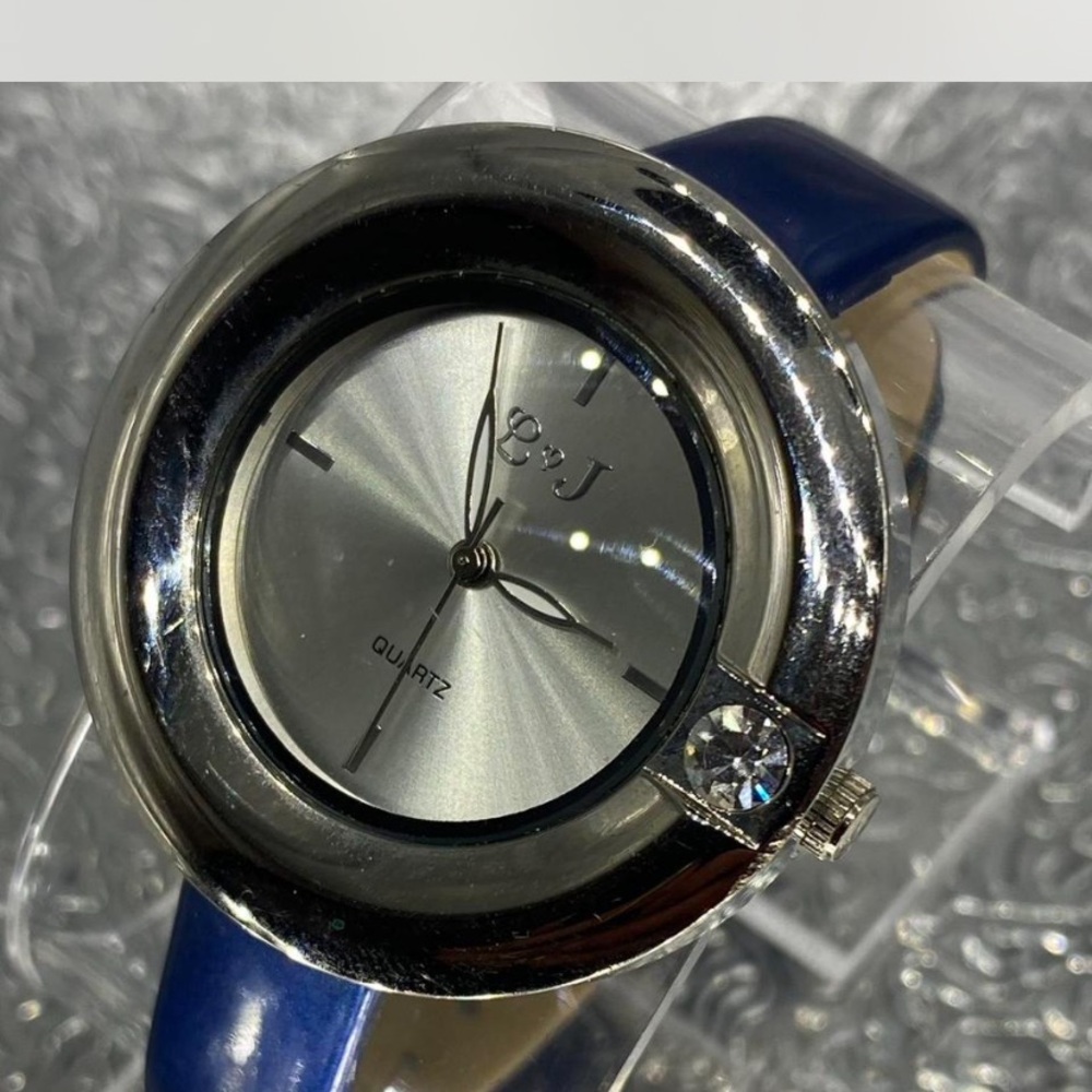 Designer ^^^Silver / Electric Blue Quartz watch *** - Picture 7 of 8